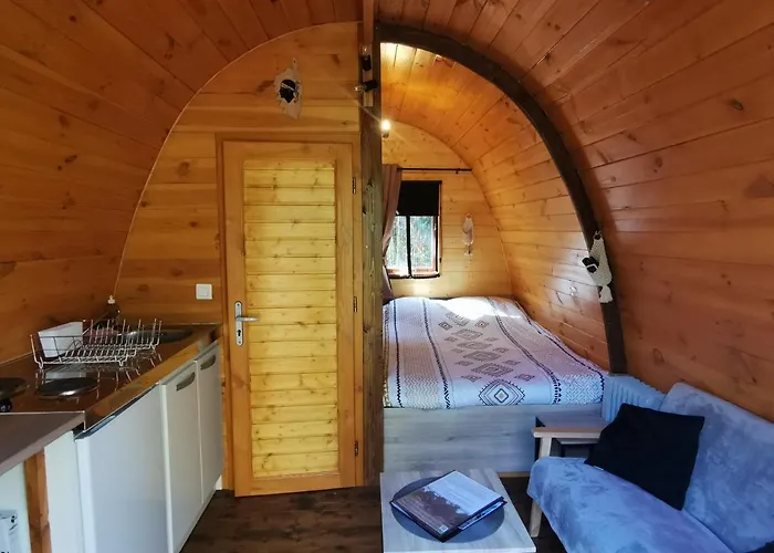 Ma Au Fond Du Jardin